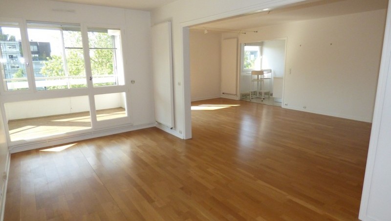 Appartement 128 m² QUAI SAINT-CYR