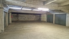 Garage fermé quartier BOURG-L’EVEQUE